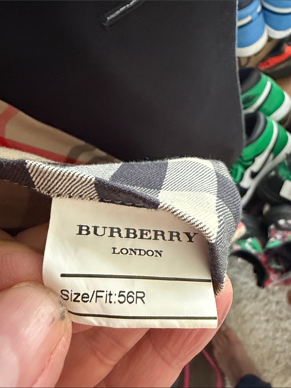 Burberry Men’s Black Double-Breasted Mid-length Kensington Trench Coat - Picture 6 of 10